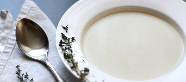 Белый суп с миндалем