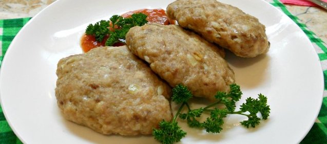 Котлеты из смешанного фарша в микроволновке