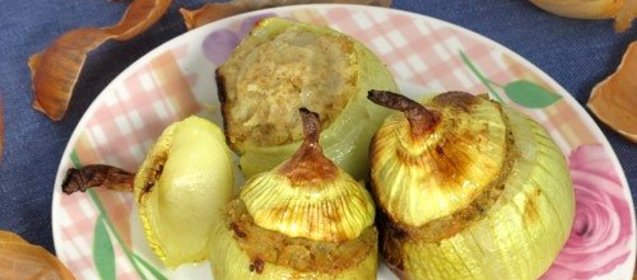 Печеный лук в микроволновке