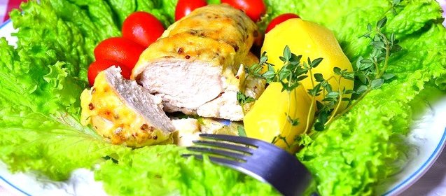 Куриное филе в сливочном соусе с тимьяном