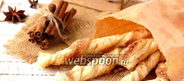Слоёные палочки с корицей в микроволновке
