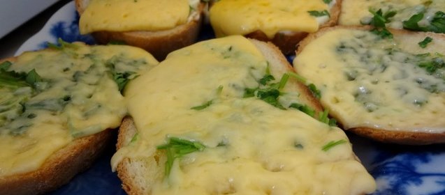 Бутерброды с сыром в микроволновке