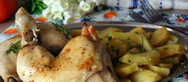 Куриные окорочка с картофелем в микроволновке