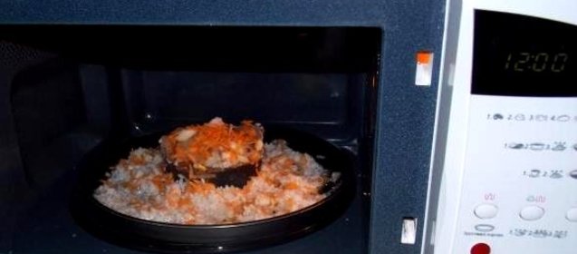 Рыба в микроволновке с луком