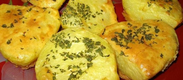 Картошка под майонезом с прованскими травами, запеченная в микроволновке