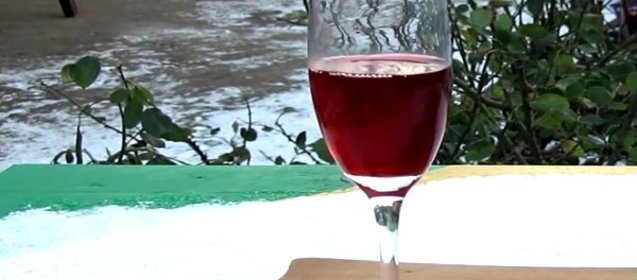 Вино из малинового варенья