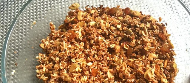 Гранола в микроволновке без сахара