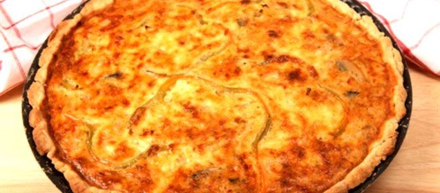 Мясной пирог с хреном в микроволновой печи