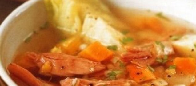 Суп с перловкой, чечевицей, овощами и свининой